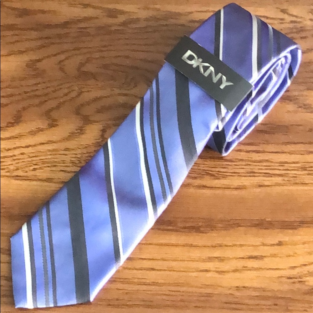 DKNY Stripe tie